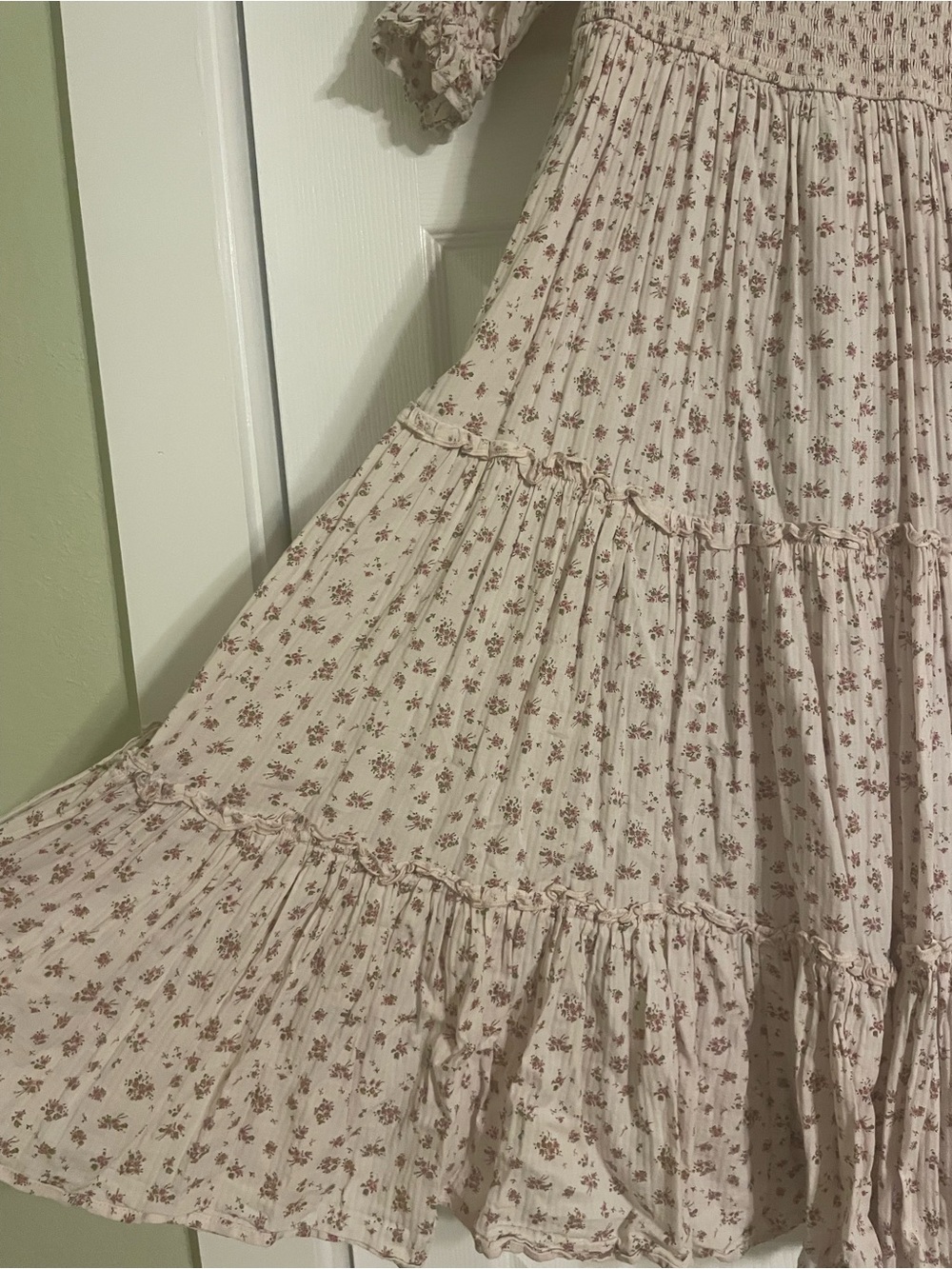 Ivy City Co Pink Madeline Midi Floral Dress - Picture 3 of 10